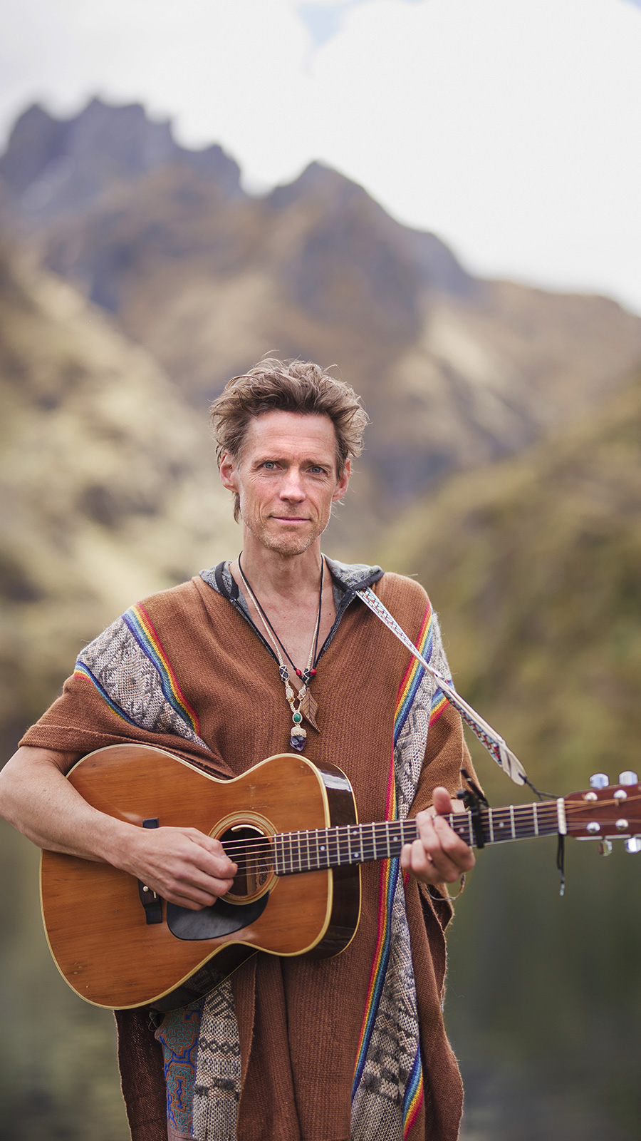 artist jont in kinsacocha lake photo by lorenna martin