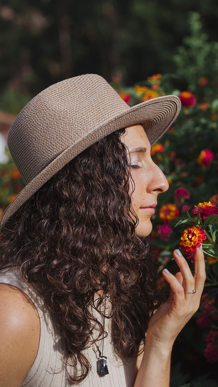 victoria portrait photo shoot in pisac sacred valley peru by lorenna martin