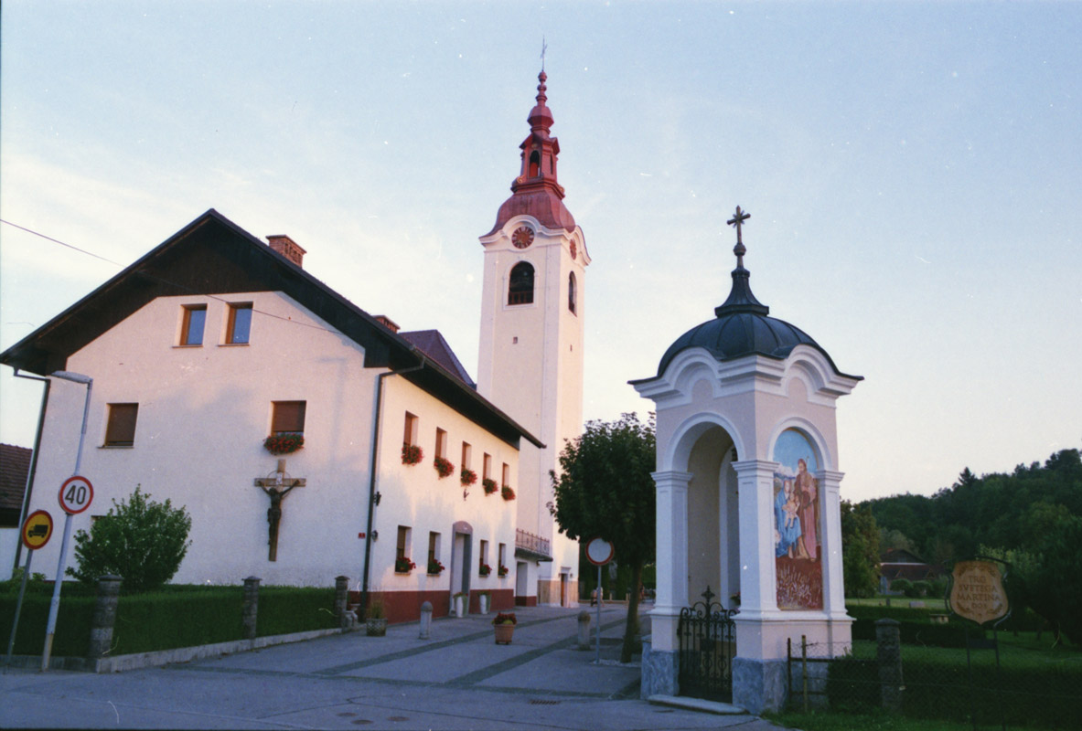 hitchhiking in europe analogic photo by lorenna martin (29)