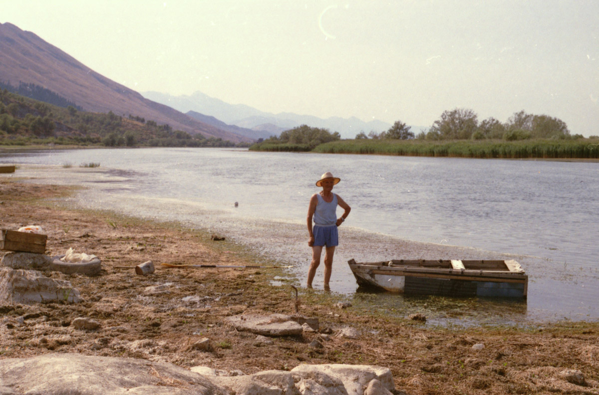 hitchhiking in europe analogic photo by lorenna martin (4)